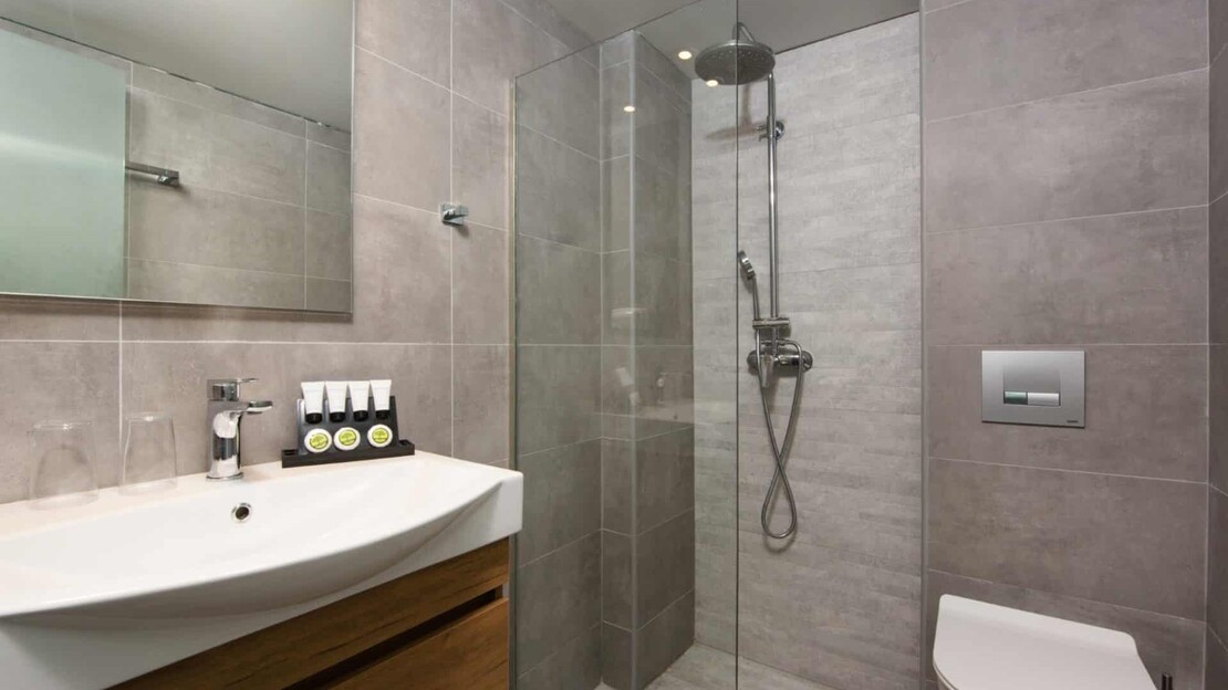 The Royal Grand Hotel